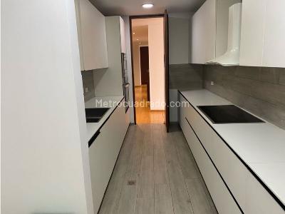 Apartamento de 3 alcobas en arriendo en La Cabrera, Bogotá, 264 m² · foto 5 de 13