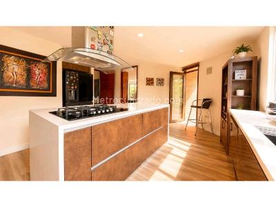 Casa de 4 alcobas en arriendo en Guaymaral, Bogotá, 311 m² · foto 13 de 20