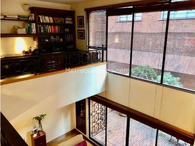 Apartamento de 1 alcoba en arriendo en Chico Norte, Bogotá, 110 m² · foto 11 de 12