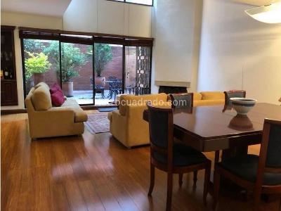 Apartamento de 1 alcoba en arriendo en Chico Norte, Bogotá, 110 m² · foto 3 de 12