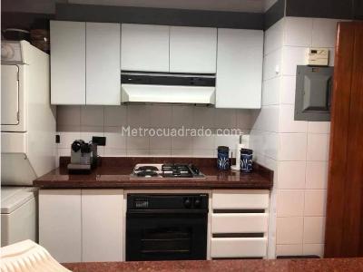 Apartamento de 1 alcoba en arriendo en Chico Norte, Bogotá, 110 m² · foto 6 de 12