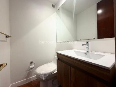 Apartamento de 1 alcoba en arriendo en Chico Norte, Bogotá, 70 m² · foto 10 de 10