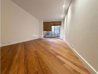 Apartamento de 1 alcoba en arriendo en Chico Norte, Bogotá, 70 m² · foto 4 de 10