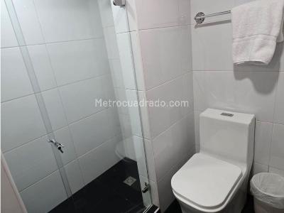 Apartamento de 2 alcobas en arriendo en Usaquen, Bogotá, 77 m² · foto 12 de 14