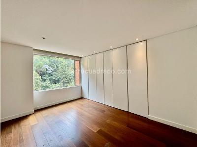 Apartamento de 4 alcobas en venta en El Retiro, Bogotá, 485 m² · foto 13 de 20