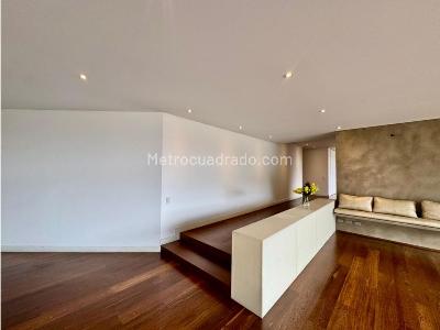 Apartamento de 4 alcobas en venta en El Retiro, Bogotá, 485 m² · foto 9 de 20