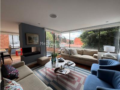 Apartamento de 3 alcobas en venta en Los Rosales, Bogotá, 205 m² · foto 2 de 20