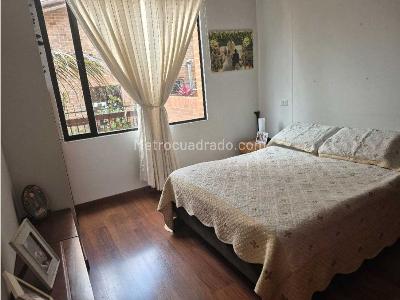Apartamento de 3 alcobas en venta en San Patricio, Bogotá, 137 m² · foto 12 de 20