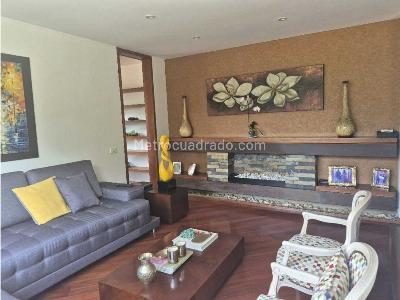 Apartamento de 3 alcobas en venta en San Patricio, Bogotá, 137 m² · foto 3 de 20