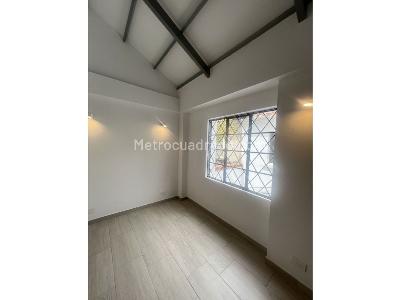 Casa de 5 alcobas en venta en Teusaquillo, Bogotá, 261 m² · foto 11 de 13