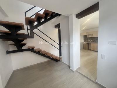 Casa de 5 alcobas en venta en Teusaquillo, Bogotá, 261 m² · foto 4 de 13