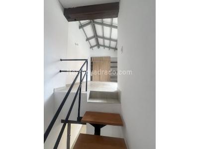 Casa de 5 alcobas en venta en Teusaquillo, Bogotá, 261 m² · foto 9 de 13