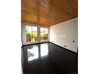 Casa de 4 alcobas en venta en Guaymaral, Bogotá, 380 m² · foto 12 de 20