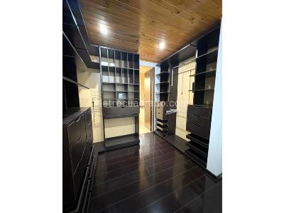 Casa de 4 alcobas en venta en Guaymaral, Bogotá, 380 m² · foto 13 de 20