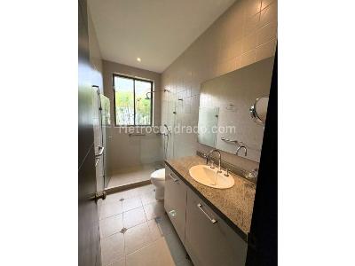 Casa de 4 alcobas en venta en Guaymaral, Bogotá, 380 m² · foto 16 de 20