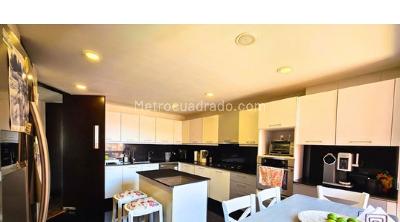 Apartamento de 3 alcobas en venta en Colina Campestre, Bogotá, 182 m² · foto 7 de 20