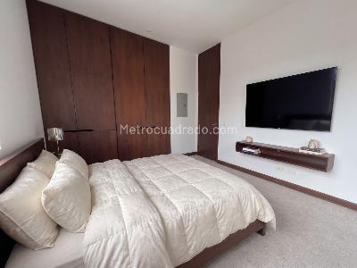 Apartamento de 3 alcobas en venta en Los Rosales, Bogotá, 180 m² · foto 5 de 12