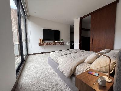 Apartamento de 3 alcobas en venta en Los Rosales, Bogotá, 180 m² · foto 6 de 12