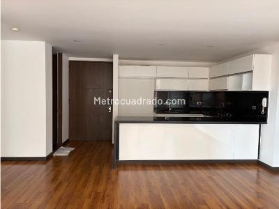 Apartamento de 3 alcobas en venta en Colina Campestre, Bogotá, 114 m² · foto 2 de 10