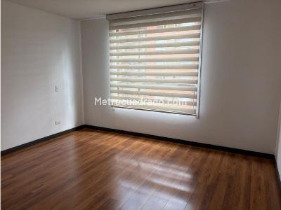 Apartamento de 3 alcobas en venta en Colina Campestre, Bogotá, 114 m² · foto 4 de 10