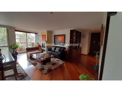 Apartamento de 2 alcobas en venta en Pasadena, Bogotá, 104 m² · foto 2 de 10