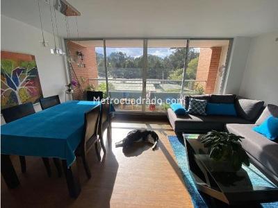 Apartamento de 3 alcobas en venta en San Jose De Bavaria, Bogotá, 97 m² · foto 2 de 10