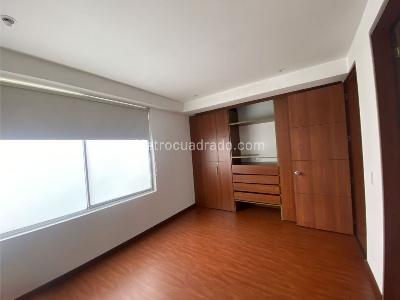 Apartamento de 2 alcobas en venta en Chapinero Central, Bogotá, 82 m² · foto 6 de 10