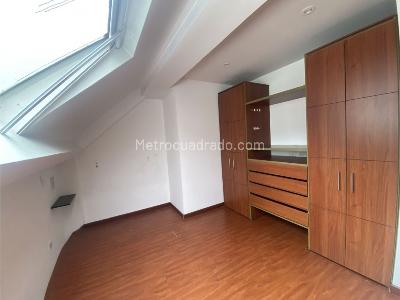 Apartamento de 2 alcobas en venta en Chapinero Central, Bogotá, 82 m² · foto 7 de 10