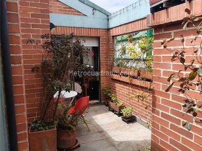 Apartamento de 4 alcobas en venta en Pasadena, Bogotá, 128 m² · foto 11 de 12