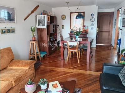 Apartamento de 4 alcobas en venta en Pasadena, Bogotá, 128 m² · foto 3 de 12