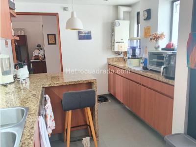 Apartamento de 4 alcobas en venta en Pasadena, Bogotá, 128 m² · foto 4 de 12