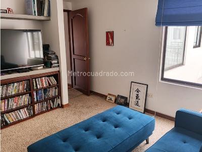 Apartamento de 4 alcobas en venta en Pasadena, Bogotá, 128 m² · foto 6 de 12