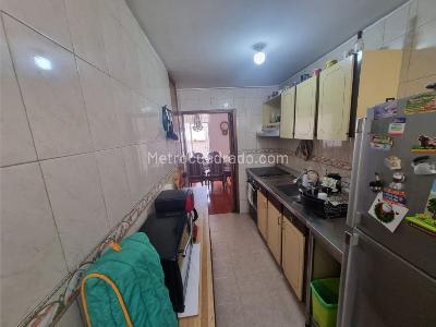 Apartamento de 3 alcobas en venta en Suba, Bogotá, 118 m² · foto 3 de 15