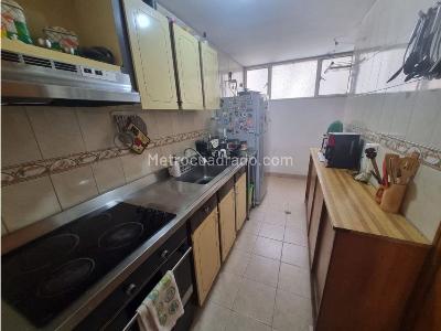 Apartamento de 3 alcobas en venta en Suba, Bogotá, 118 m² · foto 4 de 15