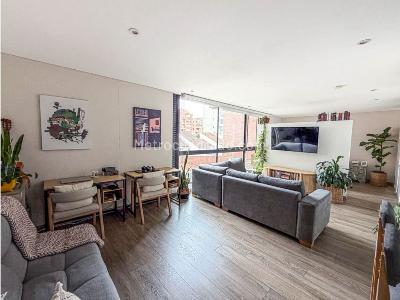 Apartaestudio en venta en Alhambra, Bogotá, 56 m² · foto 2 de 18