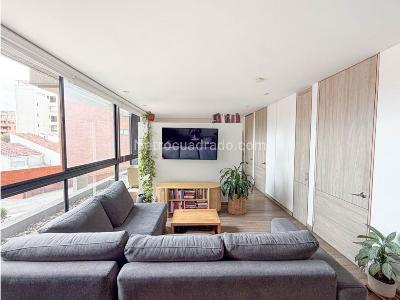 Apartaestudio en venta en Alhambra, Bogotá, 56 m² · foto 3 de 18