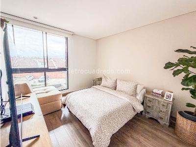 Apartaestudio en venta en Alhambra, Bogotá, 56 m² · foto 9 de 18