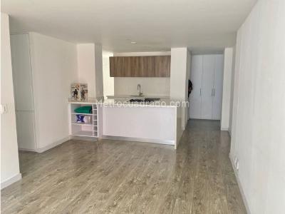 Apartamento de 3 alcobas en venta en Cedro Golf, Bogotá, 79 m² · foto 2 de 16