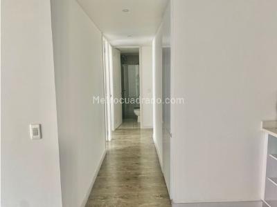 Apartamento de 3 alcobas en venta en Cedro Golf, Bogotá, 79 m² · foto 6 de 16
