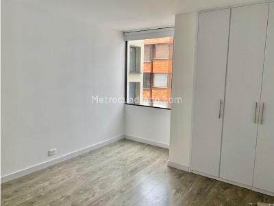 Apartamento de 3 alcobas en venta en Cedro Golf, Bogotá, 79 m² · foto 7 de 16