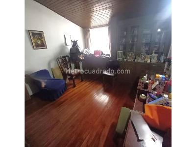 Casa de 4 alcobas en arriendo en Pasadena, Bogotá, 300 m² · foto 12 de 18