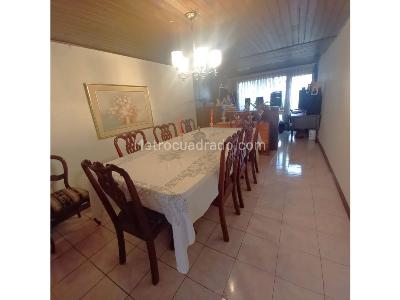 Casa de 4 alcobas en arriendo en Pasadena, Bogotá, 300 m² · foto 3 de 18