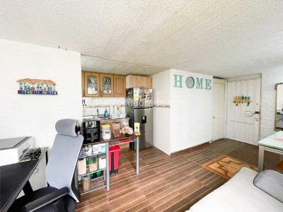 Apartamento de 3 alcobas en venta en Suba, Bogotá, 51 m² · foto 7 de 12