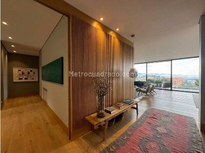 Apartamento de 3 alcobas en venta en Los Rosales, Bogotá, 355 m² · foto 19 de 20