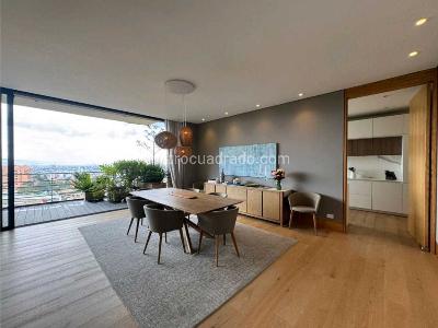 Apartamento de 3 alcobas en venta en Los Rosales, Bogotá, 355 m² · foto 2 de 20