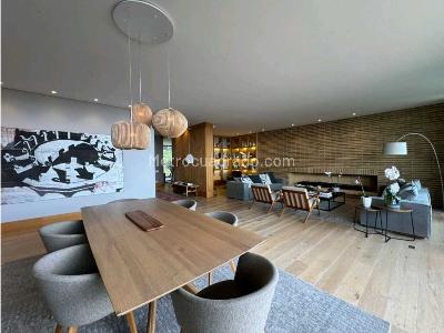 Apartamento de 3 alcobas en venta en Los Rosales, Bogotá, 355 m² · foto 4 de 20