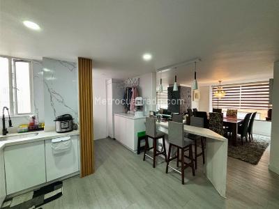 Apartamento de 3 alcobas en venta en Usaquen, Bogotá, 135 m² · foto 5 de 16
