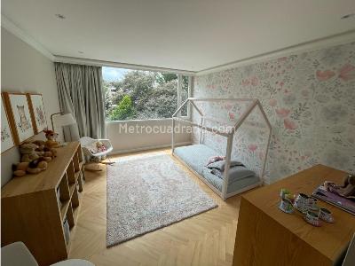 Apartamento de 3 alcobas en venta en La Cabrera, Bogotá, 303 m² · foto 14 de 20