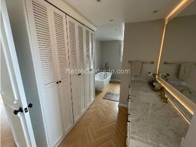 Apartamento de 3 alcobas en venta en La Cabrera, Bogotá, 303 m² · foto 15 de 20