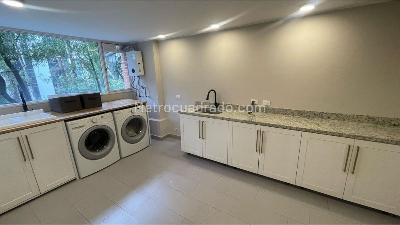 Apartamento de 3 alcobas en venta en La Cabrera, Bogotá, 303 m² · foto 18 de 20
